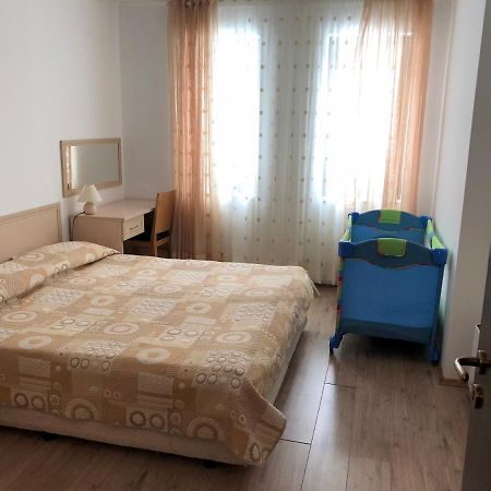 Апартамент В Хотел Стената, Пампорово Apartment Smolyan Exterior foto