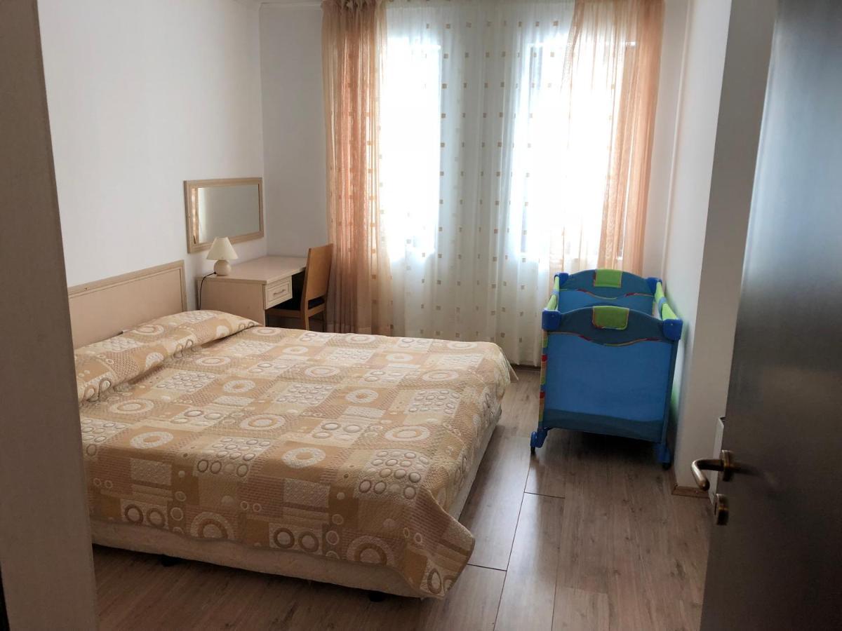 Апартамент В Хотел Стената, Пампорово Apartment Smolyan Exterior foto